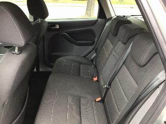 Ford Focus 1.8 LIMITED lichte schade picture 8