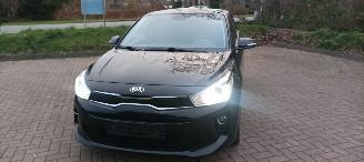 Kia Rio Bj:11-2019 1.4-16v Automaat Navi Climatecontrol Stoelverwarming Lichtautomaat Led-Koplampen 4xelek ramen Privacyglas Stuurwiel met verwarming picture 11