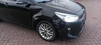 Kia Rio Bj:11-2019 1.4-16v Automaat Navi Climatecontrol Stoelverwarming Lichtautomaat Led-Koplampen 4xelek ramen Privacyglas Stuurwiel met verwarming picture 13