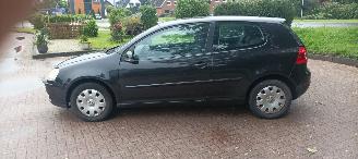 Volkswagen Golf Bj:12-2006 1.4-Benzine 80pk Climatecontrol CruiseControl Leren-Stuurwiel armsteun elek-ramen elektrische Spiegel Centrale vergrendeling met afstandsbediening mistlampen Parkeersensoren afneembare trekhaak Metallic lak picture 8