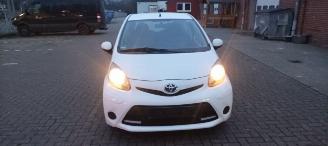 Toyota Aygo 1.0-VVTi Airconditioning Navigatie Led-Dagrijverlichting Elektrische ramen Centrale vergrendeling met afstandsbediening Radio-Cd picture 9