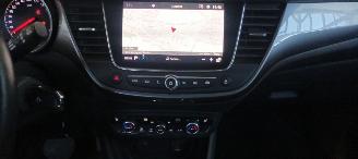 Opel Crossland Innovation 1.2-Turbo 110pk Automaat Navi Led Climatecontrol CruiseControl Stoelverwarming Lichtautomaat Privacyglas Stuurwiel met verwarming inklapbare buitenspiegels Dimmende binnenspiegel Half leren bekleding trekhaak 16-inch Opel velgen picture 21