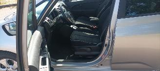 Kia Venga Bj 8-2013 1.6 Automaat Climatecontrol Stoelverwarming Lichtautomaat Privacyglas keyless Entry trekhaak picture 12