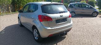Kia Venga Bj 8-2013 1.6 Automaat Climatecontrol Stoelverwarming Lichtautomaat Privacyglas keyless Entry trekhaak picture 6