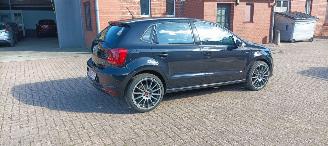 Volkswagen Polo Bj 3-2016 1.4 TDI euro6 Climatecontrol Stoelverwarming Regensensor leren stuurwiel mistlampen Elektrische ramen Elektrische-spiegels met verwarming Metallic Lak 18-inch velgen picture 7
