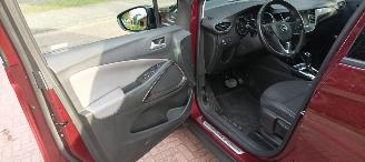 Opel Crossland Innovation uitvoering 1.2 DI Turbo OPF Automaat Navigatie AppleCarPlay Climatecontrol CruiseControl Opel iLink Winterpakket Stoelverwarming stuurwielverwarming Voorruitverwarming Dimmende binnenspiegel Chrome-pakket Parkeersensoren Trekhaak Bi-Color Lak picture 12