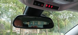 Opel Crossland Innovation uitvoering 1.2 DI Turbo OPF Automaat Navigatie AppleCarPlay Climatecontrol CruiseControl Opel iLink Winterpakket Stoelverwarming stuurwielverwarming Voorruitverwarming Dimmende binnenspiegel Chrome-pakket Parkeersensoren Trekhaak Bi-Color Lak picture 26
