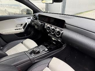 Mercedes A-klasse 220 Premium Plus AMG-PANO-NAVI-PDC picture 6
