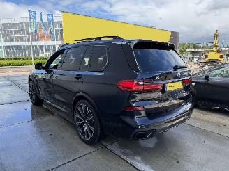 BMW X7 xDrive 40i High Executive-7persoons-PANO-LEDER-360 CAMERA-4 WIEL BESTURING picture 4