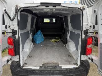 Opel Vivaro VIVARO-E  136 PK L3H1 EDITION NAVI-PDC picture 9