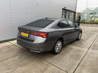 Skoda Octavia 1.5 TSI E-TEC MHEV 110 KW DSG-CAMERA-NAVI-PDC picture 5