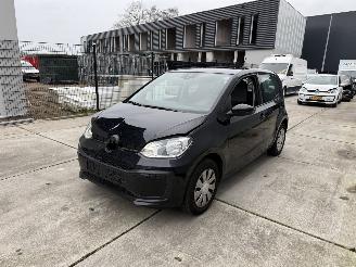 Auto incidentate Volkswagen Up! 1.0 65 PK-PDC-CRUISE 2023/5