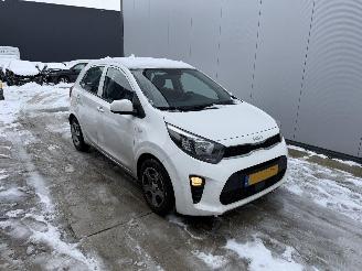 Kia Picanto 1.0 DPI Comfortline picture 2