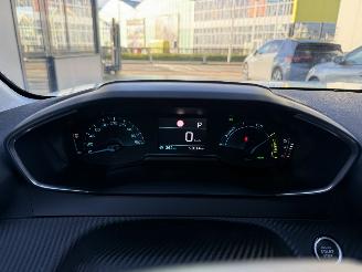 Peugeot e-208 EV Active Pack 50 kWh NAVI - LED picture 16