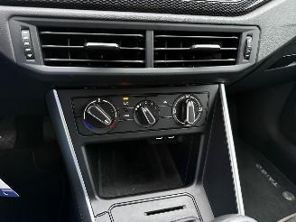 Volkswagen Taigo 1.0 TSI Life LED - NAVI - ACC - PDC picture 19