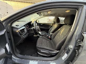 Kia Stonic 1.0 T-GDI MHEV DynamicPlusLIne -AUTOMAAT-NAVI-CAMERA-PDC picture 9