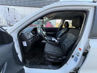Suzuki Vitara 1.4 Boosterjet ALGRIP Select 4X4 NAVI-LED-CAMERA picture 9