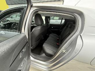 Peugeot 208 1.2 PueTech Allure Pack -NAVI-CAMERA-PDC picture 9