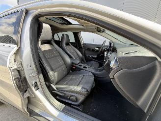 Mercedes GLA 200d PRESTIGE AUTOMAAT-PANO-NAVI-PDC picture 12