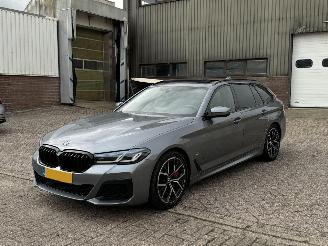Damaged car BMW 5-serie 530D 286Pk M-Pakket High Executive Pano 2020/9