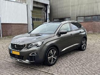 damaged passenger cars Peugeot 3008 1.6 BlueHdi Automaat Geen Schade 2018/1