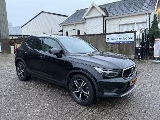 uszkodzony samochody osobowe Volvo XC40 2.0 T4 AWD Momentum Pro Nap Nederlandse Auto 2019/6
