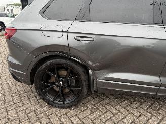 Volkswagen Touareg 3.0 TSI R 4Motion Hybrid 544Pk Pano DynAudio Sfeerverlichting Head-Up picture 21