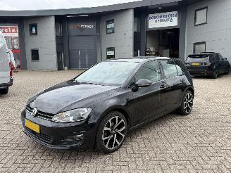 skadebil auto Volkswagen Golf 1.2 TSI DSG Bussines Edition R 2015/2