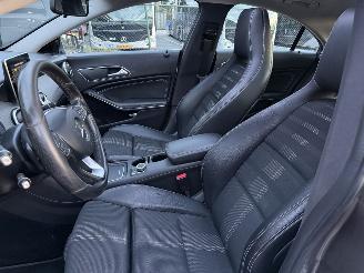 Mercedes Cla-klasse 180 Ambition Automaat Pano picture 9