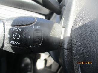 Peugeot 2008 1.6 VTI ACTIVE picture 18