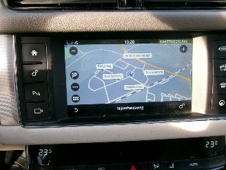 Jaguar XF 2.0 D R-SPORT AWD picture 22