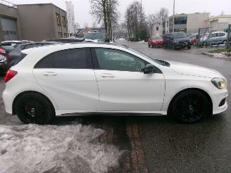 Mercedes A-klasse 200 PRESTIGE CLIMA PANO LEDER picture 5