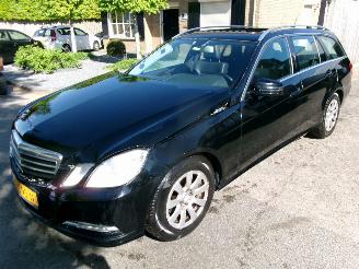 Damaged car Mercedes E-klasse 200 CDI AUTOMAAT CLIMA NAVI 2012/12