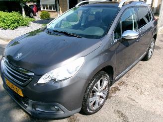 Coche accidentado Peugeot 2008 1.6 VTI ALLURE CLIMA NAVI PANO 2014/2