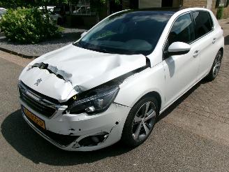 Damaged car Peugeot 308 1.2 I BLUE LEASE PREMIUM 82.749 KM NAP 2015/7