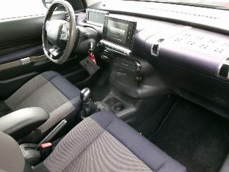 Citroën C4 cactus 1.2 I FEEL picture 12