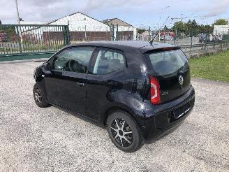 krockskadad bil auto Volkswagen Up! 1.0 I 2013/6