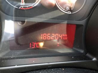 Alfa Romeo Giulietta 1.6 JTD picture 21