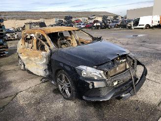 Vrakbiler auto Mercedes A-klasse  2015/9
