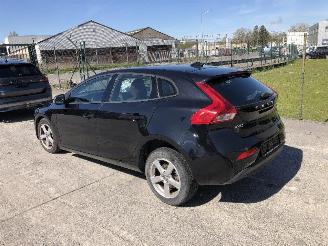 Volvo V-40 1.6 D picture 3