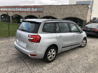 Citroën C4-picasso 1.6 HDI   7 PLACES picture 1