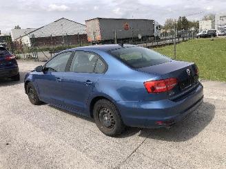 Volkswagen Jetta 2.0 TDI   DSG picture 4