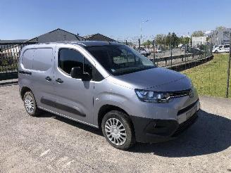 Damaged car Toyota ProAce ProAce City 2021/5