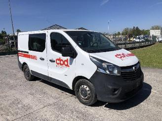 Damaged car Opel Vivaro DOUBLE CABINE 1.6 CDTI 2016/5