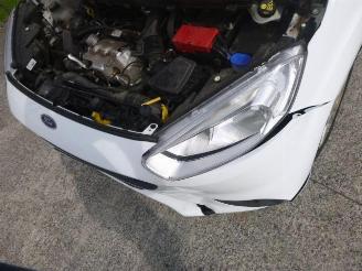 Ford Tourneo Courier 1.0 TURBO picture 13