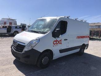 uszkodzony samochody osobowe Opel Movano 2.3 DCI 2016/6