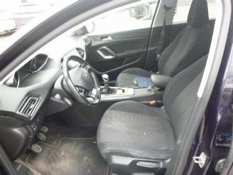 Peugeot 308 1.2   SW picture 6