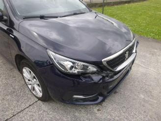 Peugeot 308 1.2   SW picture 10