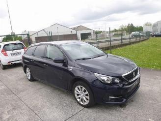 Coche accidentado Peugeot 308 1.2   SW 2019/2