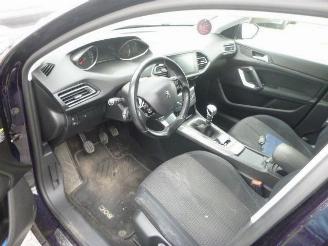 Peugeot 308 1.2   SW picture 5